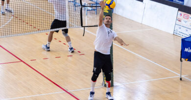 Pallavolo A2M – La matricola Fano pronta all’esordio contro Ravenna. Coscione: “Sarà una gara tosta e difficile”