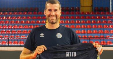 Pallavolo A2 Maschile – La Omifer Palmi scalda il “motore” nello storico debutto stagionale contro Acicastello