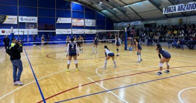 Pallavolo B1F GirD – Arzano vince al quinto il derby con il Vesuvio Oplonti