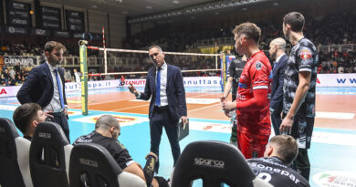 Pallavolo SuperLega – Padova cede a Milano. Cuttini: “Alla fine, come sempre, sono stati i dettagli a fare la differenza” Orioli: “Dobbiamo migliorare soprattutto la costanza al servizio”