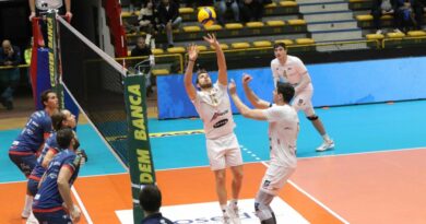 Pallavolo A2 maschile – Ravenna ammazza-grandi vince una gara dai mille volti contro Acicastello