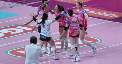 Pallavolo A1F Play off – Novara batte in rimonta Chieri e si qualifica per le semifinali, sul risultato pende un ricorso presentato dalla Reale Mutua