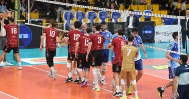 Pallavolo A3M Play off – Domotek Reggio Calabria vince gara1 battendo in rimonta Aurispa Lecce, una gara che nel finale ha vissuto momenti di tensione